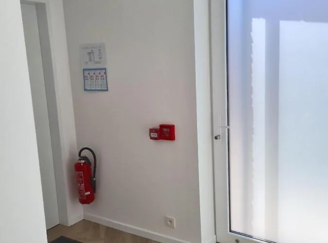 Bed & Breakfast Snooze 4*