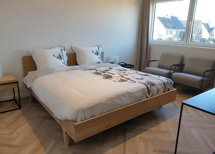 Snooze 4* Остенде