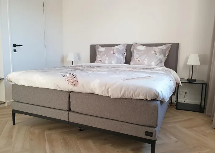 Bed & Breakfast Snooze